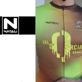 Dettaglio frontale maglia evento val d'orcia gravel 2026